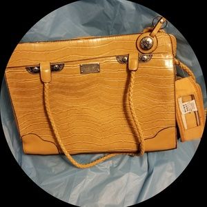 Nine west Handbag with keyring and extra pouch